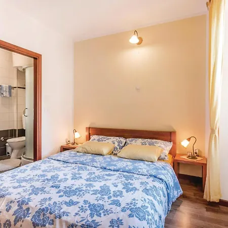 Holiday home 2 Bedroom Beautiful Home In Vodnjan